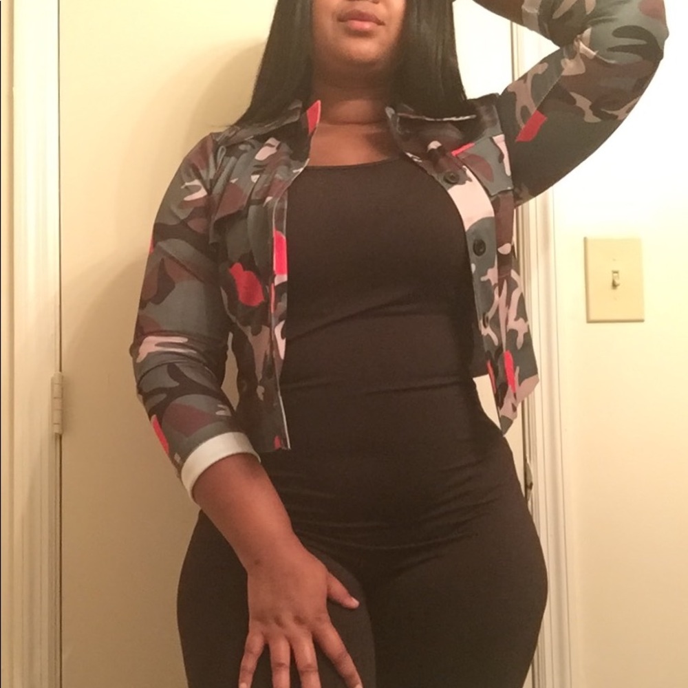 CAMO KISS" Camo Jacket 💋💋 Crop Top